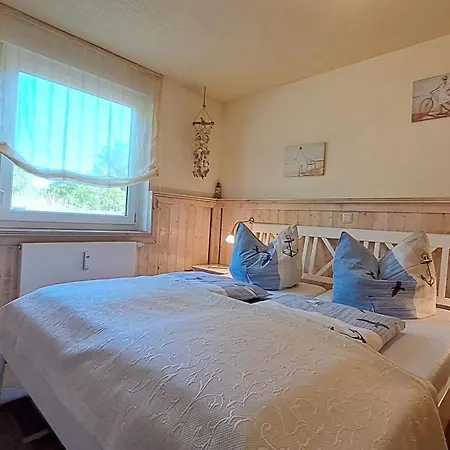 Ferienwohnung Ostseestern - Mit Grossem Garten *